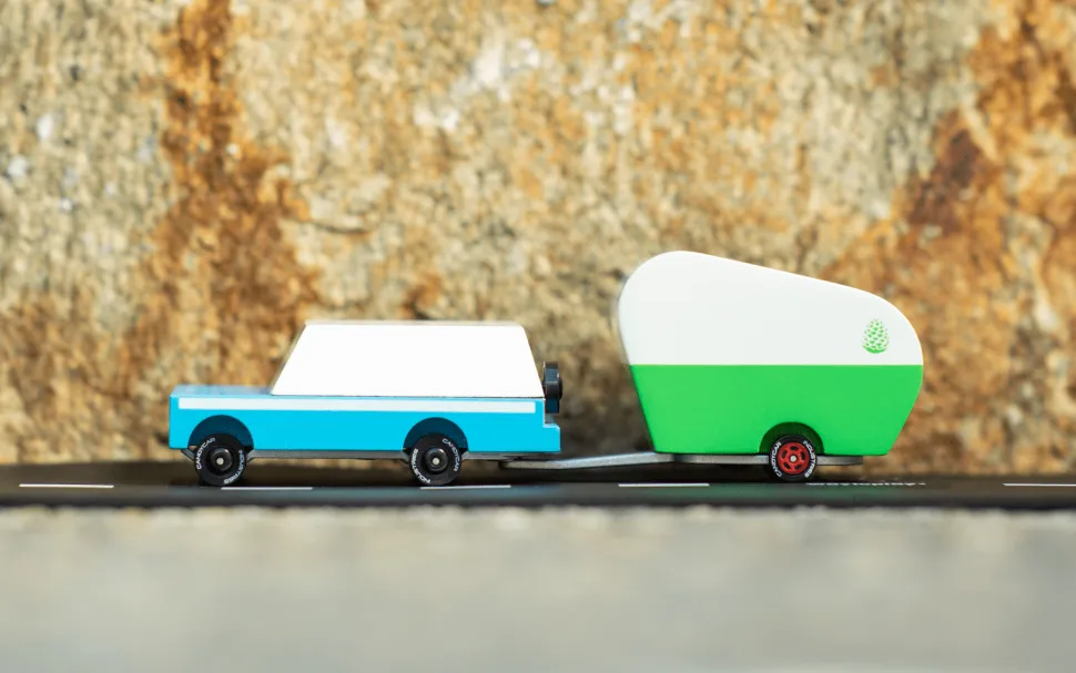 Candylab – Pinecone Camper