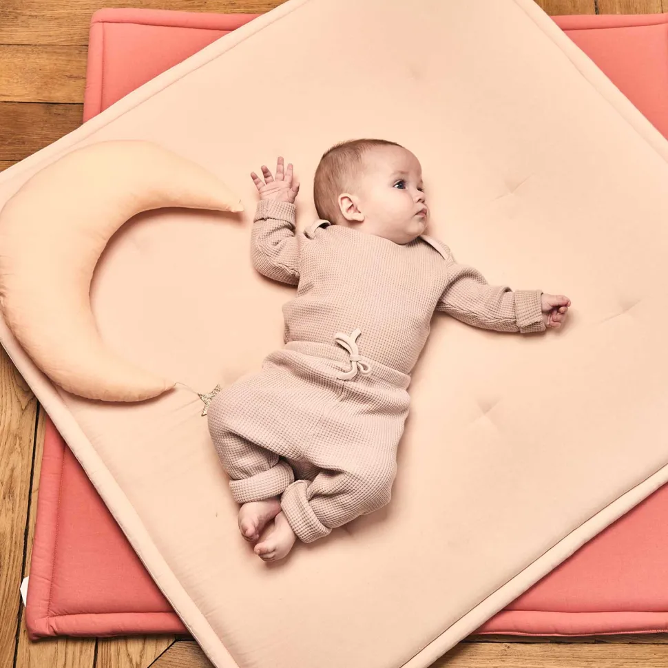 Charlie Crane TAMI Playmat