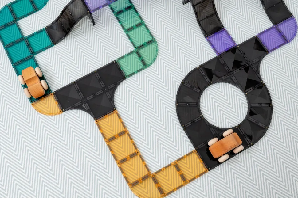 Connetix Tiles Roads Ramps and Intersections Pack 16 Piece
