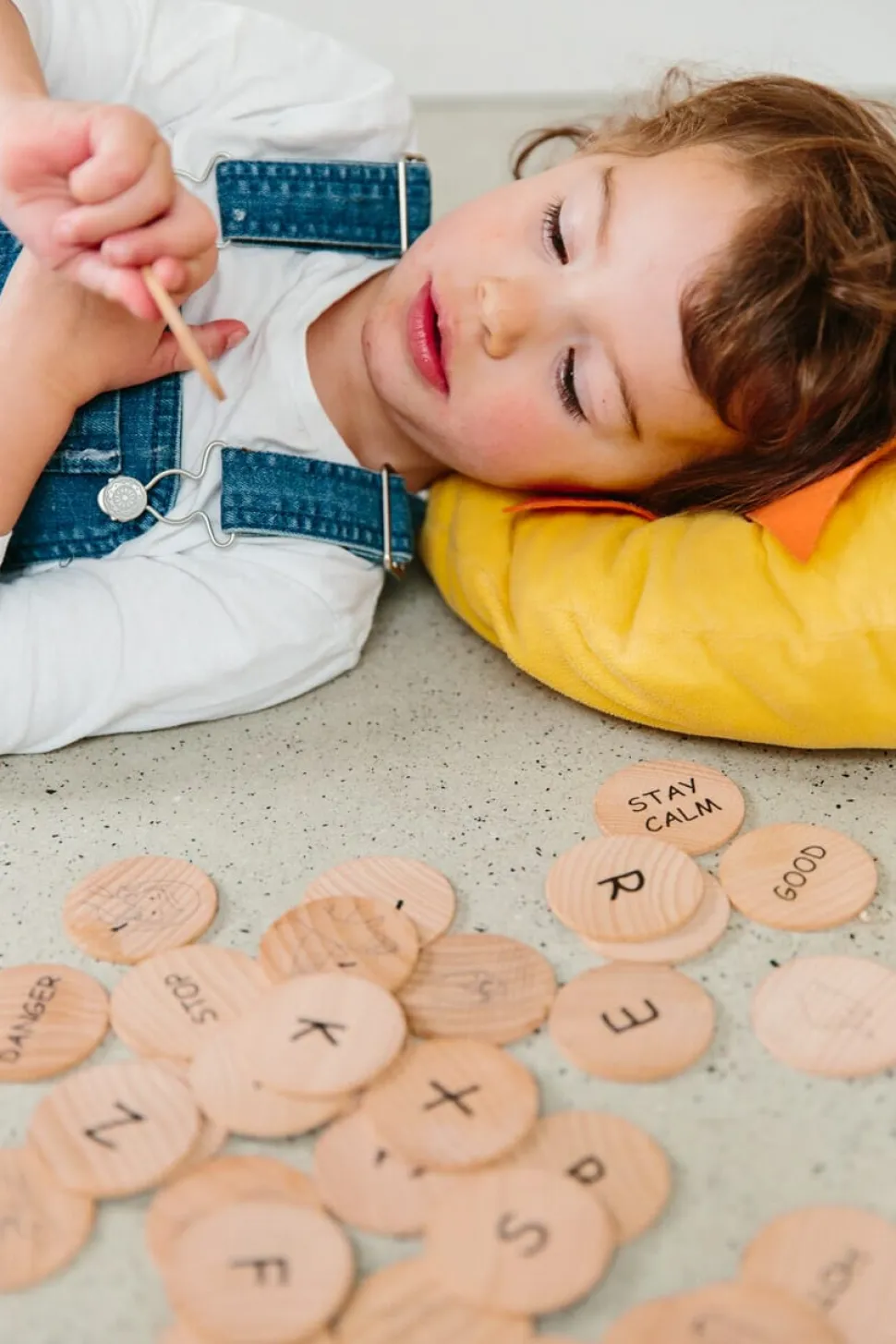 Freckled Frog Sign Language Wooden Disks