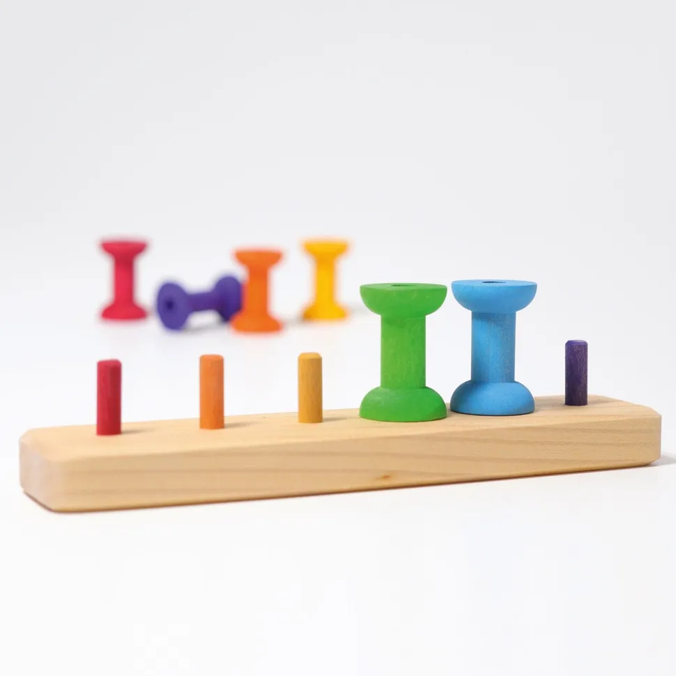 Grimm’s Bobbins Small Threading Game