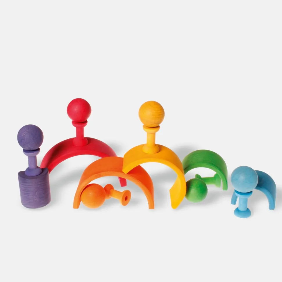 Grimm’s Bobbins Small Threading Game