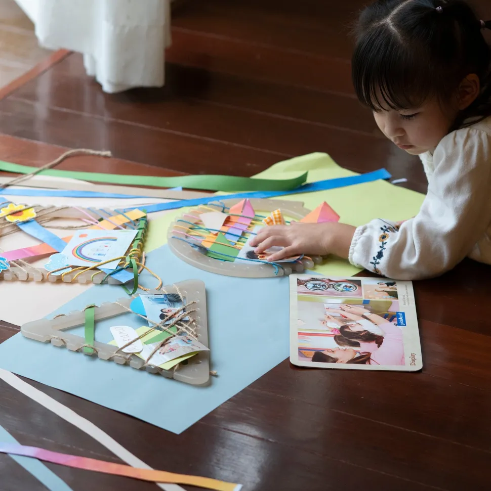Guidecraft Discovery Frames