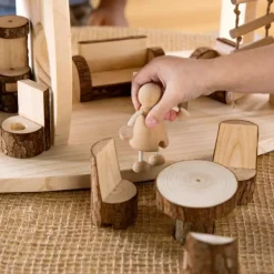 Guidecraft Woodlands Dollhouse Set