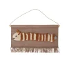 OYOY Leo Larva Wallhanger Dark Powder