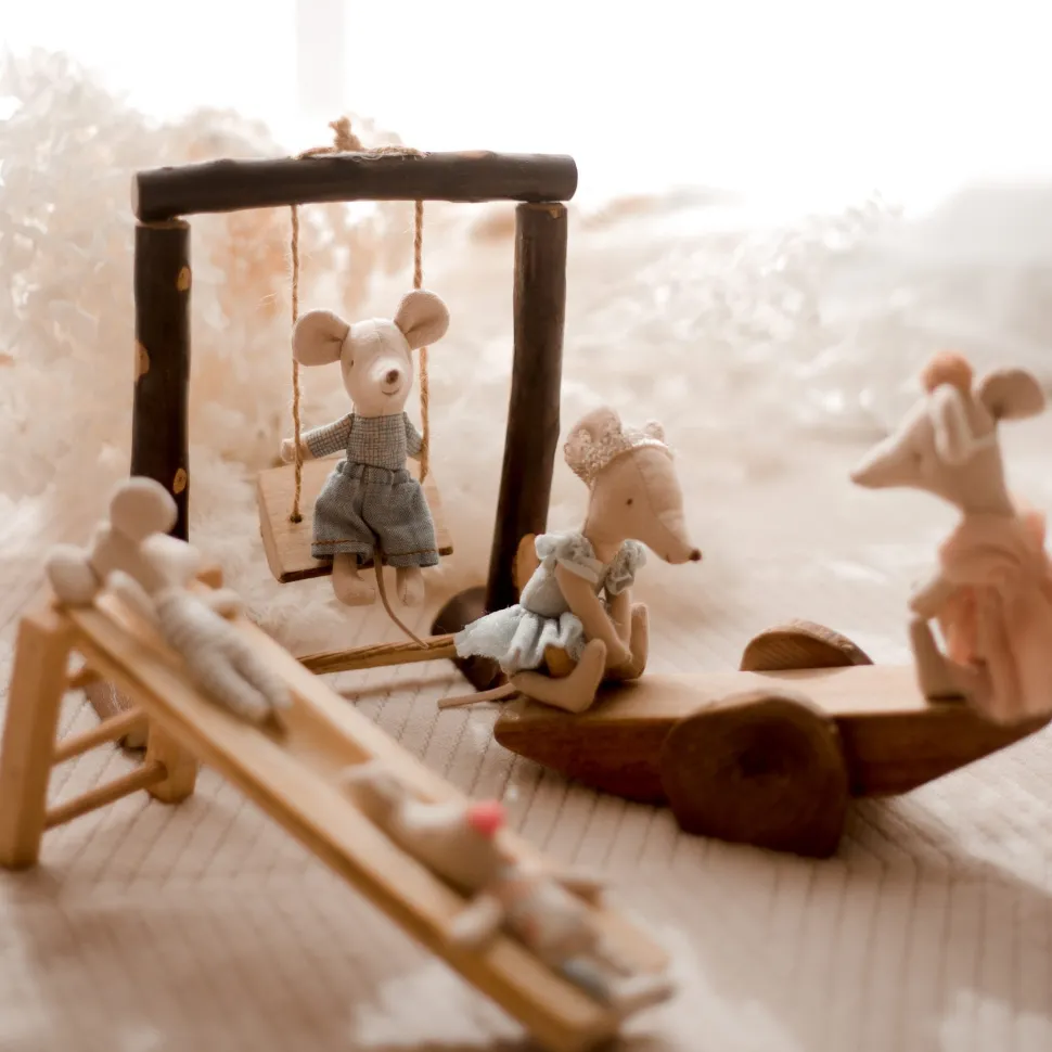 QToys Doll Playground Set
