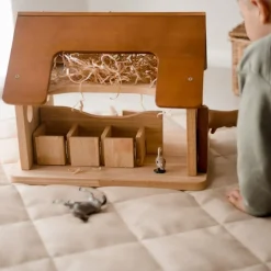 QToys Horse Stable