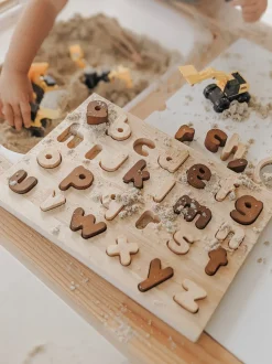 QToys Natural Lowercase Puzzle