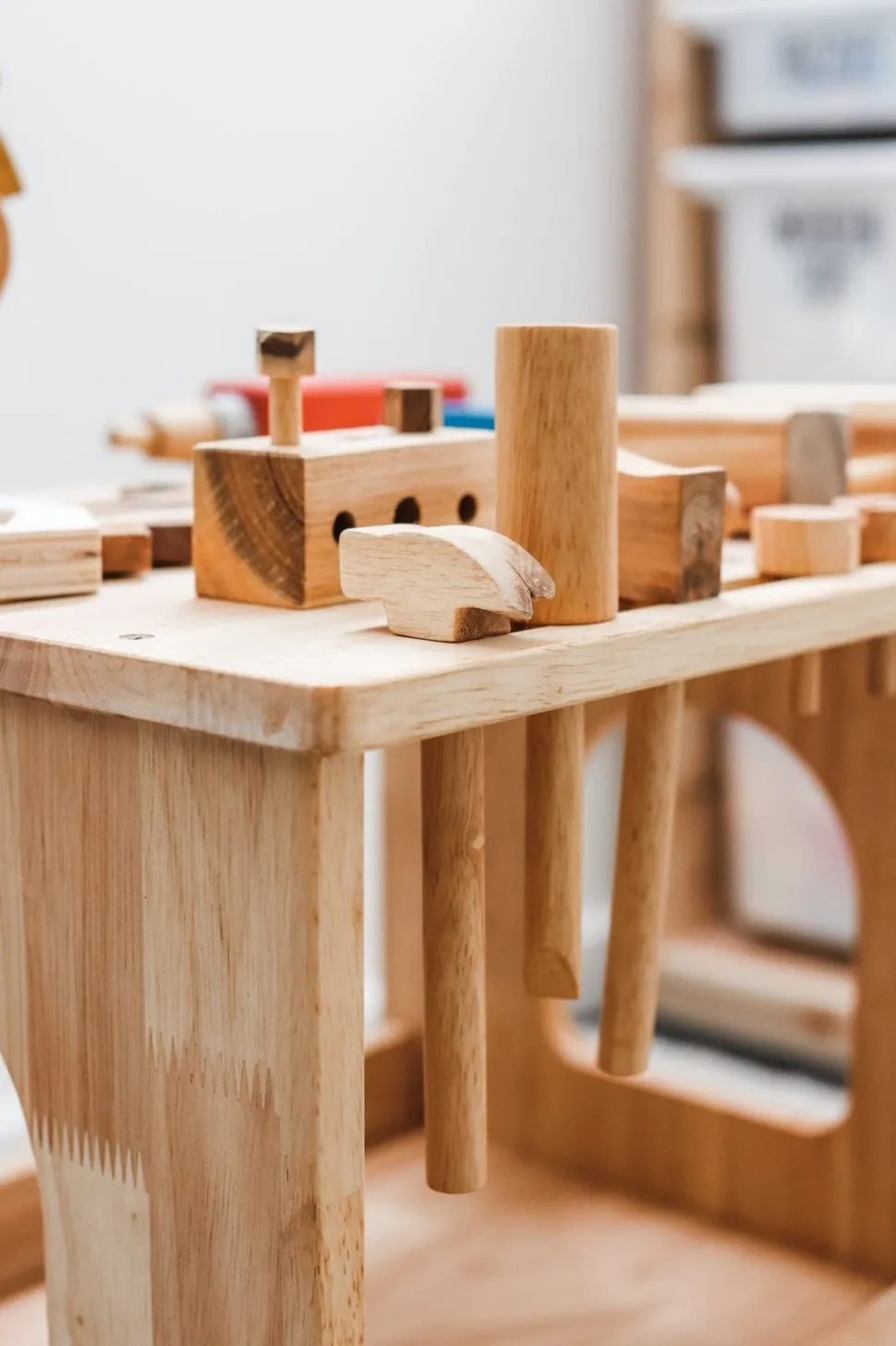 QToys Wooden Work Bench