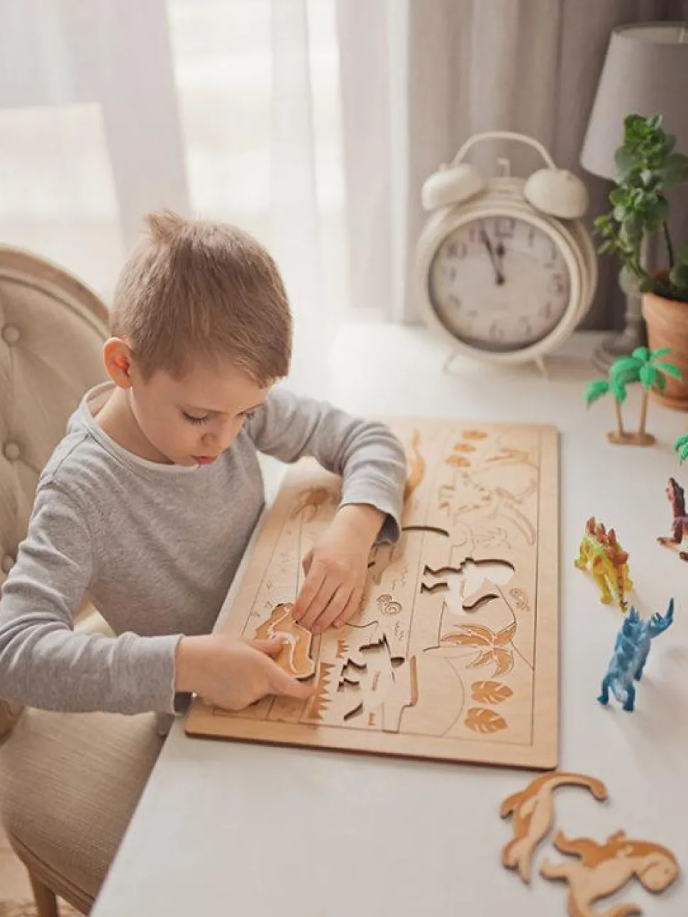 Stuka Puka Prehistoric World Puzzle